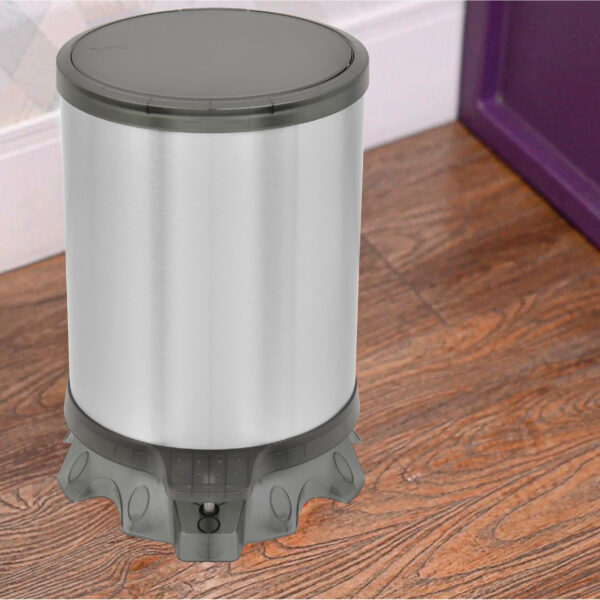 Sofie stainless steel pedal trash can  5 L