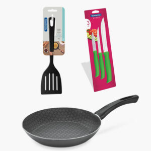5 pcs Set with a 20 cm Frying Pan , a Spatula  and 3 Knives Set